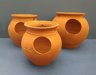 Terracotta Hanging Pots 